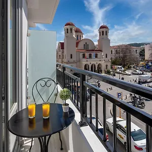 επισκεφθείτε το ξενοδοχείο