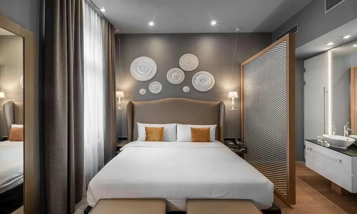 987 Design Prague Hotel