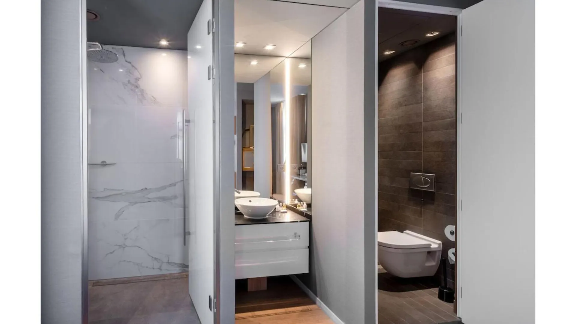 987 Design Prague Hotel